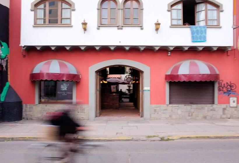 Hostel Running Chaski