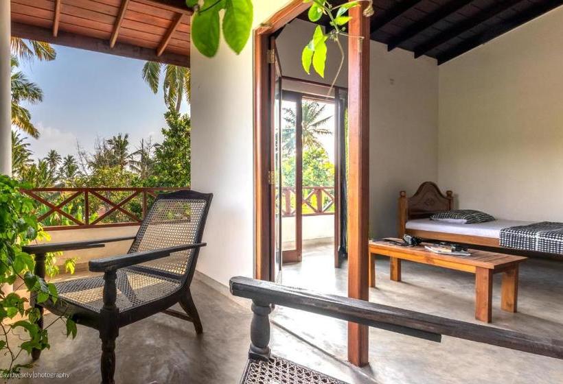 Dorian Guest House And Restaurant