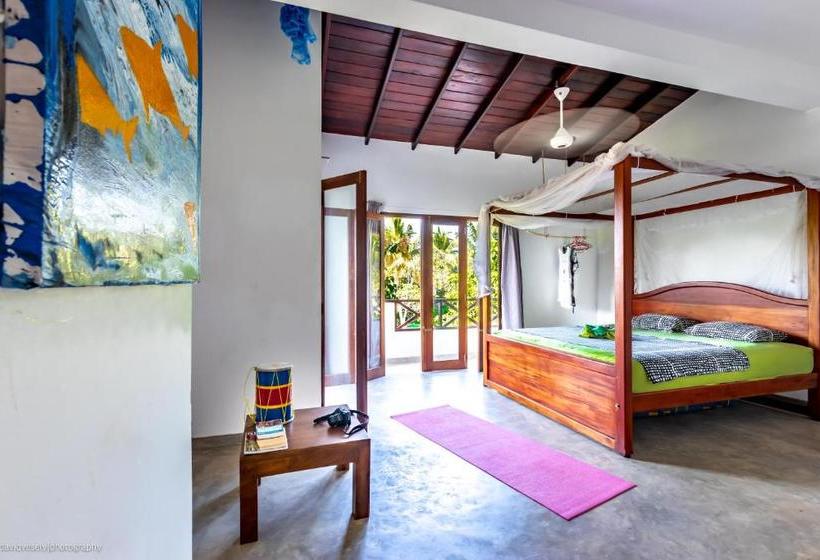 Dorian Guest House And Restaurant