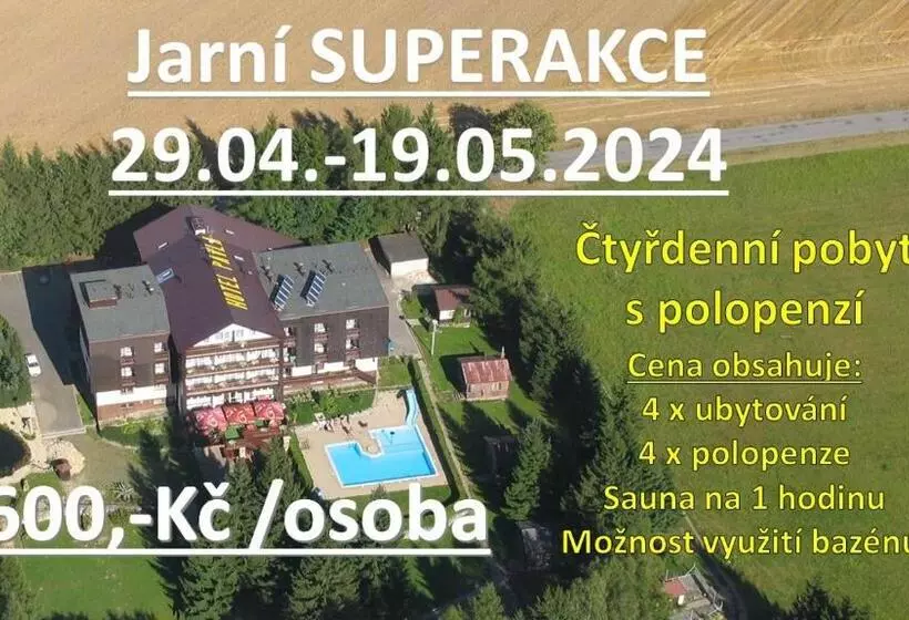 ホテル Pavla Vysočina