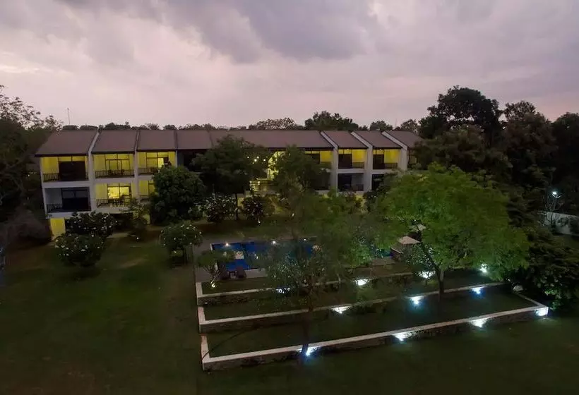 ホテル Grand Tamarind Lake