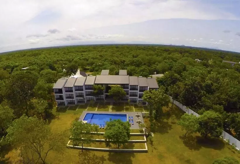 ホテル Grand Tamarind Lake
