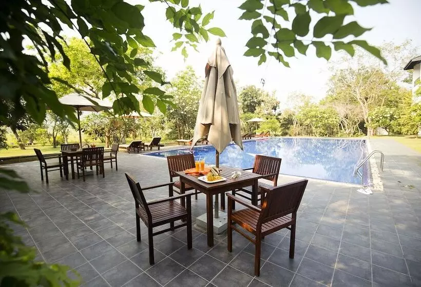ホテル Grand Tamarind Lake