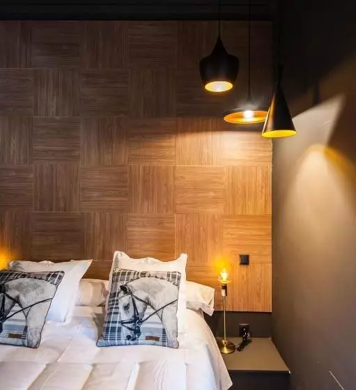 هتل Urban Suite Santander