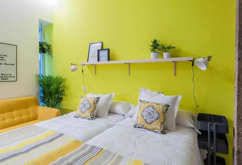 هتل Urban Suite Santander