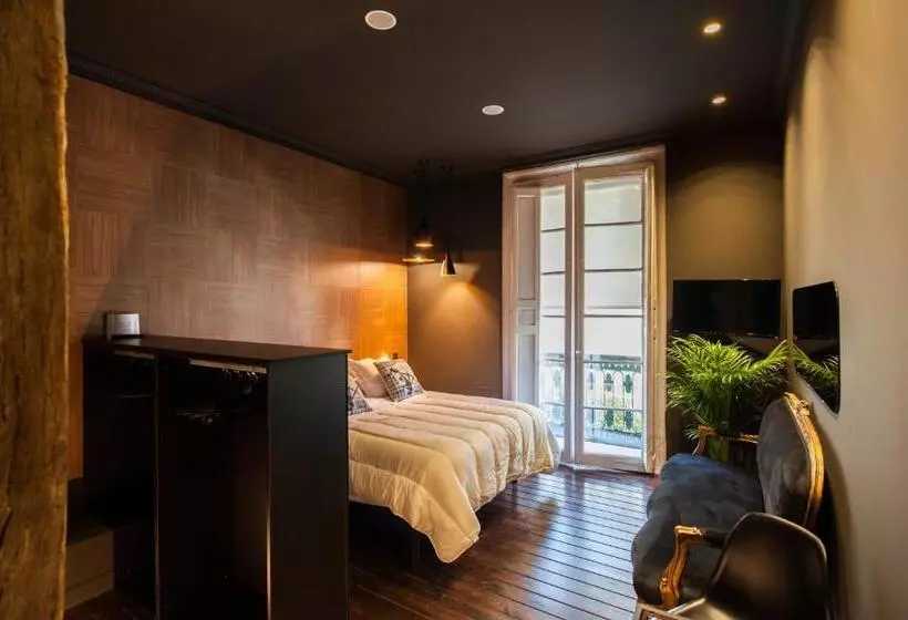 هتل Urban Suite Santander