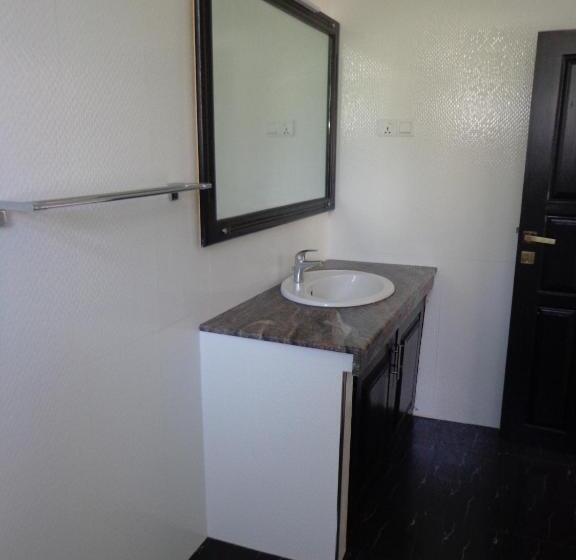 Villa Tissa Beach Resort