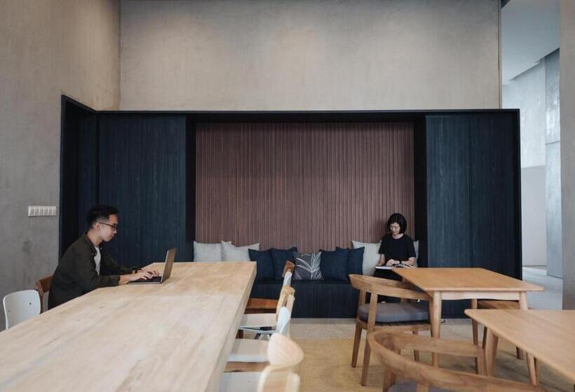 هتل Lloyd S Inn Kuala Lumpur