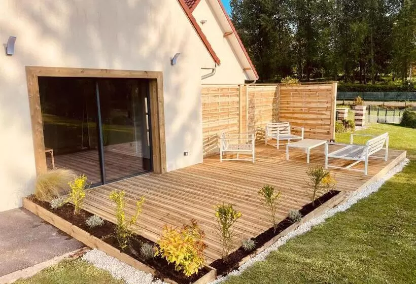 Majatalo L’étang D’une Pause