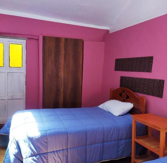 Bed & Breakfast Yllari S Inn