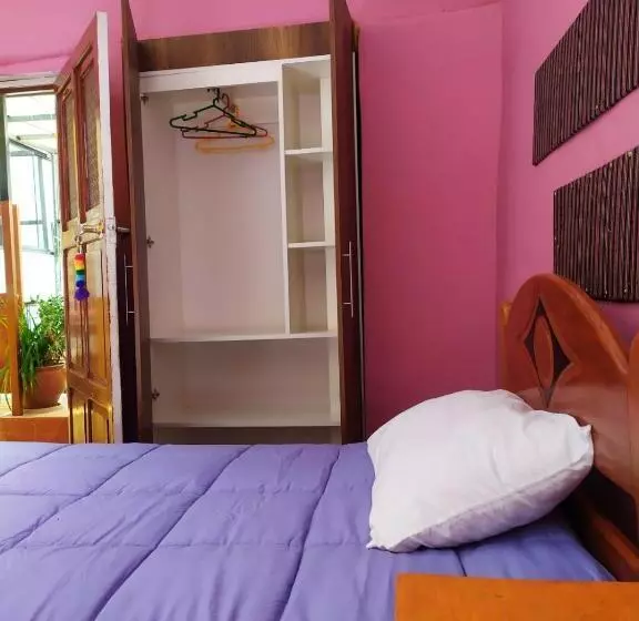 ベッドアンドブレックファースト Yllari S Inn