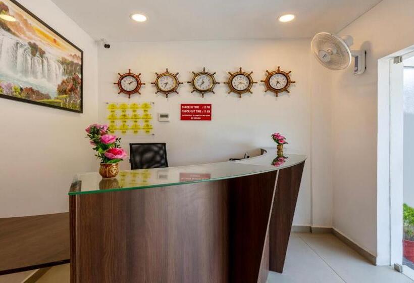 Hotel Treebo Vsaffron Regency,punnamada Lake