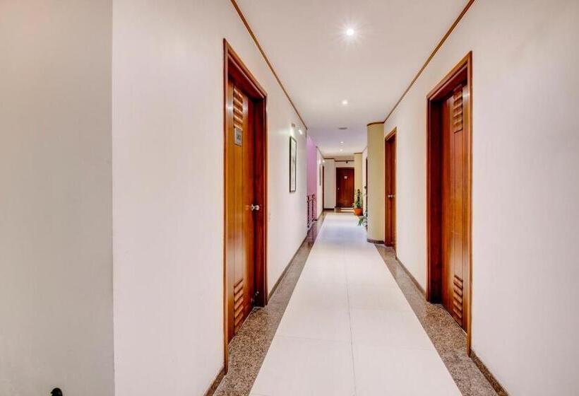 هتل Capital O Broadway