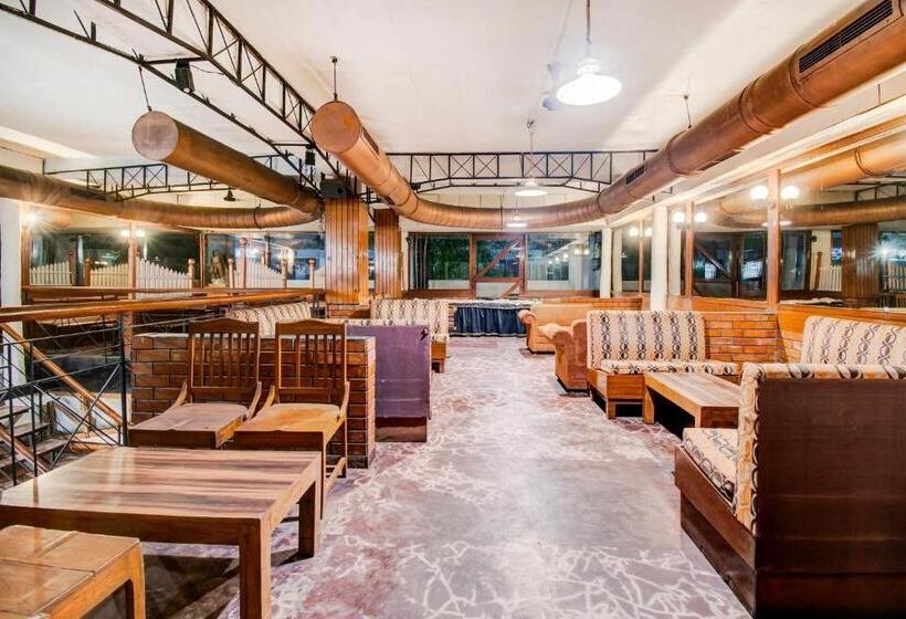 هتل Capital O Broadway