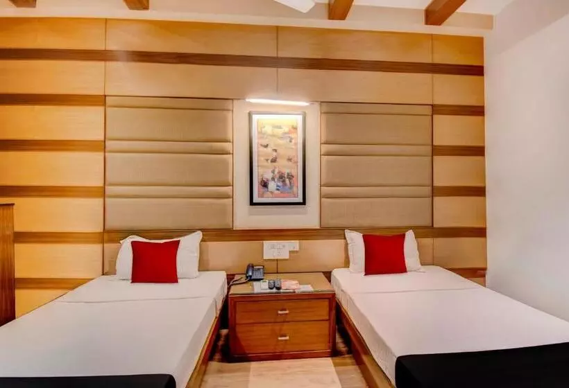 هتل Capital O Broadway