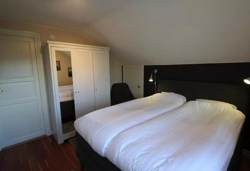 At Home Bed & Breakfast