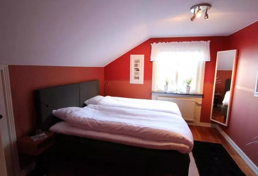 At Home Bed & Breakfast