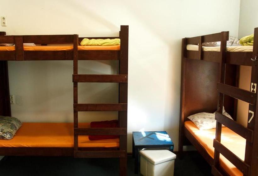 Fabrika Hostel Vilnius