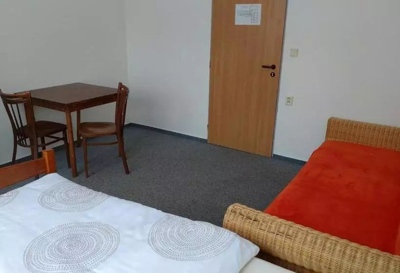 Hostel Sokol Troja