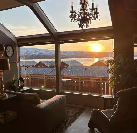 Hotelli Altafjord Gjestegaard