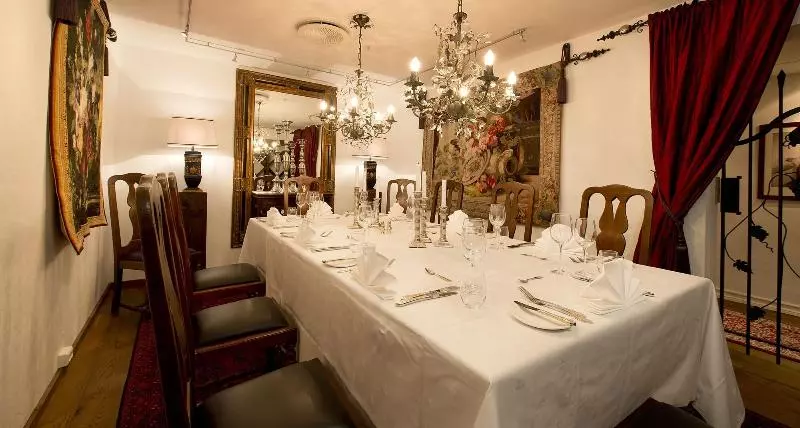 Otel Hovde Gård