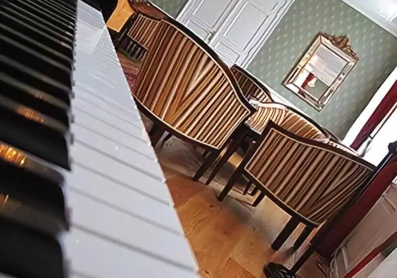 Otel Hovde Gård