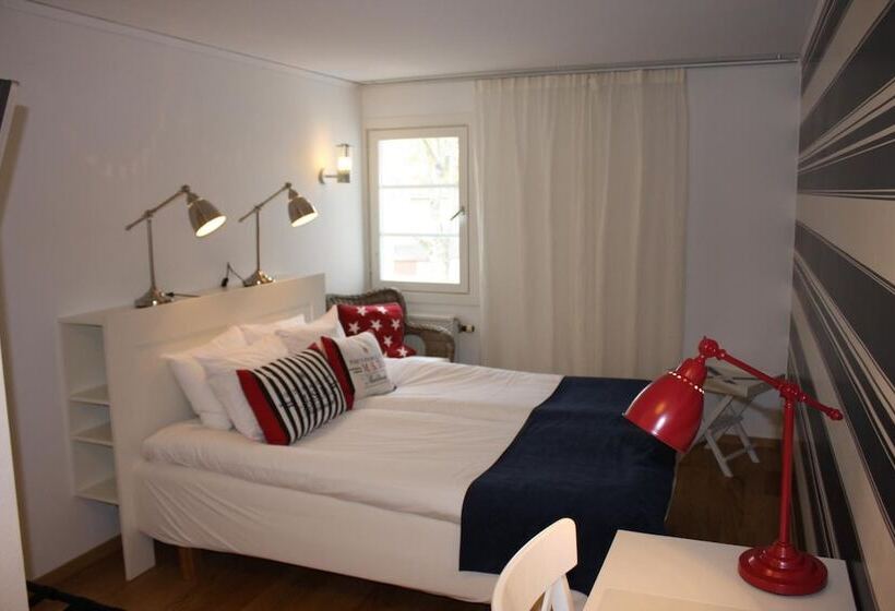 Jennys Hotell Och Restaurang