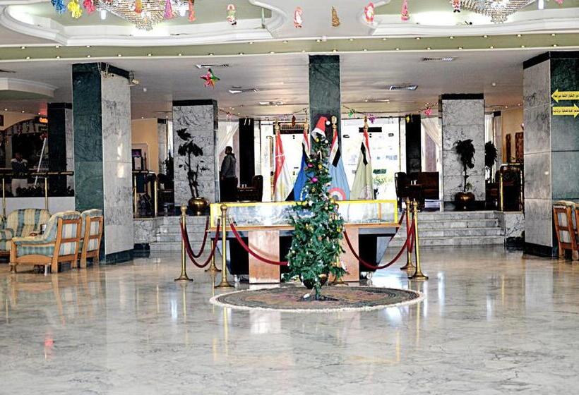 هتل Minya Compound Of The Armed Forces