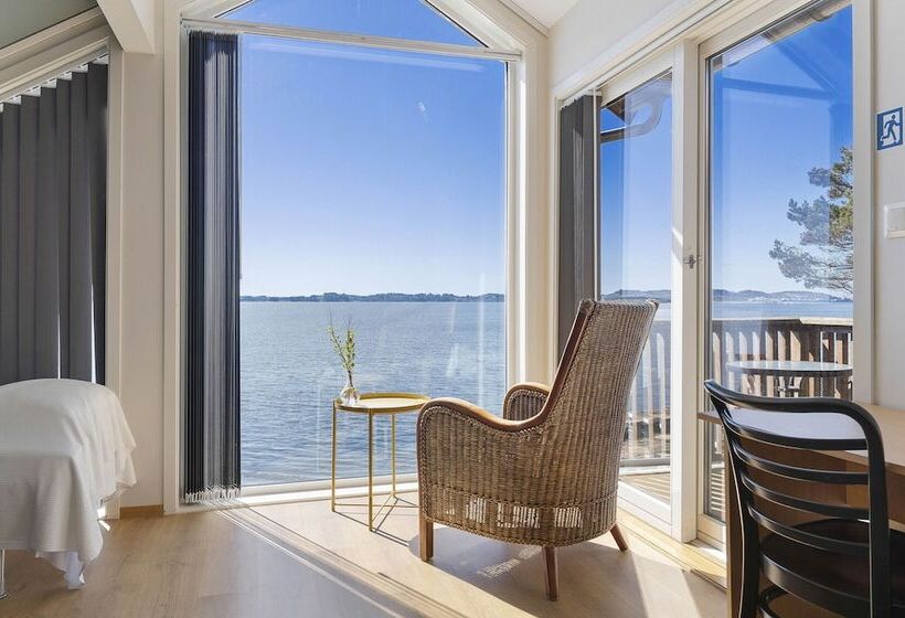 ホテル åmøy Fjordferie