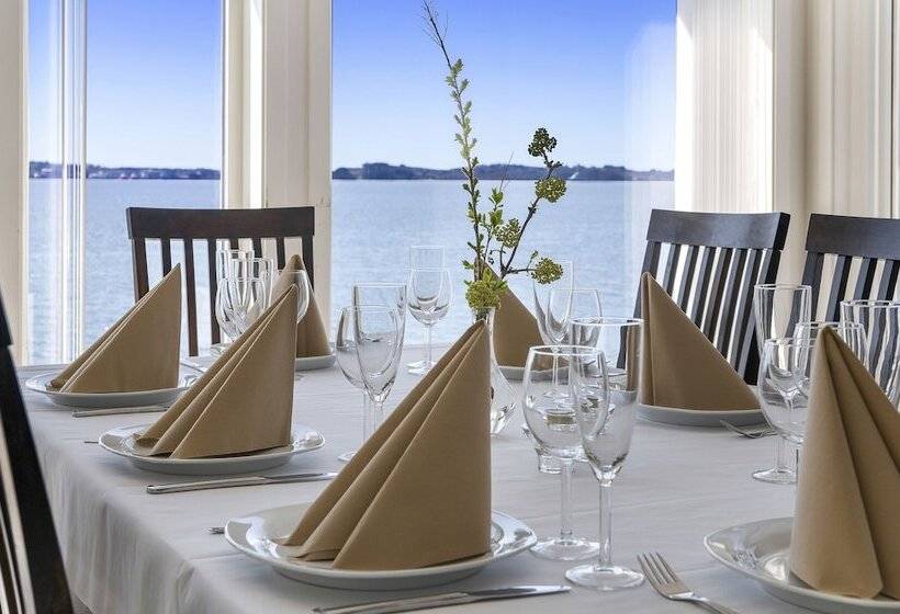 ホテル åmøy Fjordferie