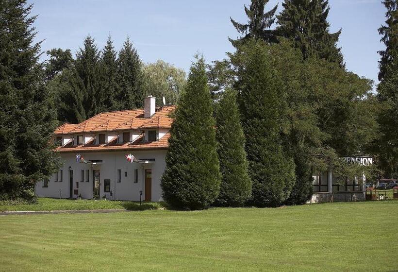 Hotel Pension Konopiste