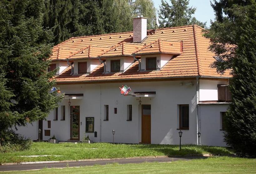 Hotel Pension Konopiste