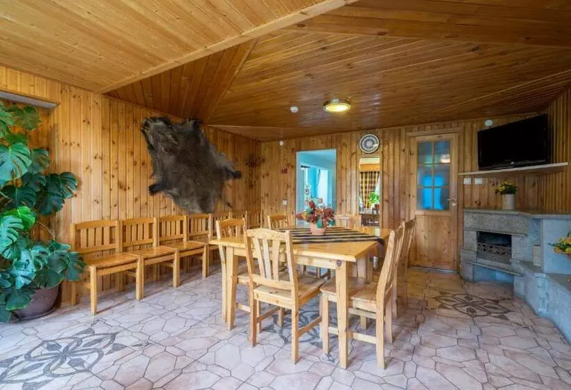 هتل Päeva Villa