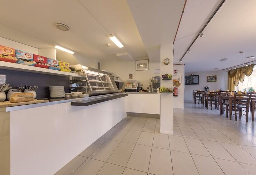 ホテル Stavanger Lille