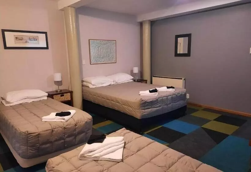 ユースホステル Mountain House