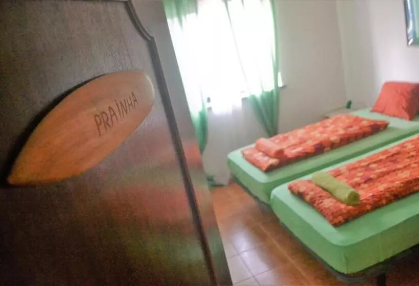 Retkeilymaja Surf House Peniche