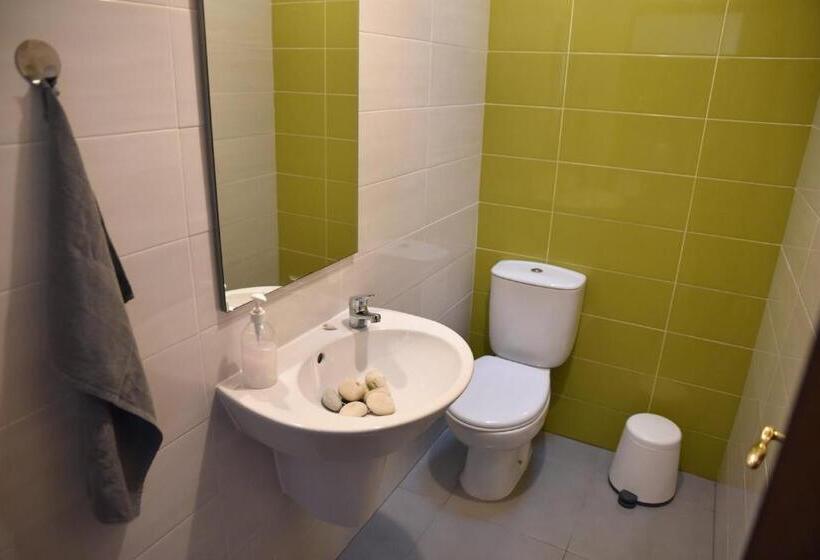 هاستل Surf House Peniche