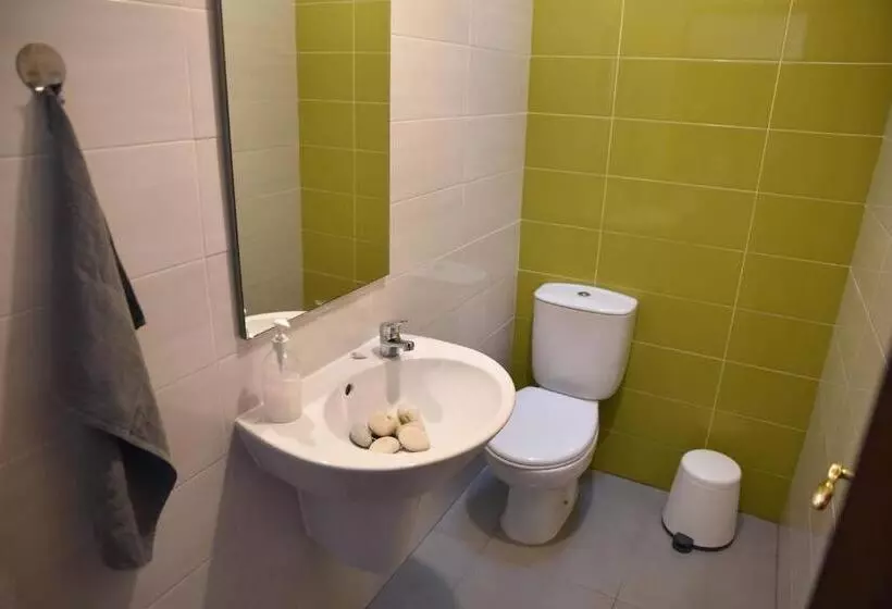 Retkeilymaja Surf House Peniche