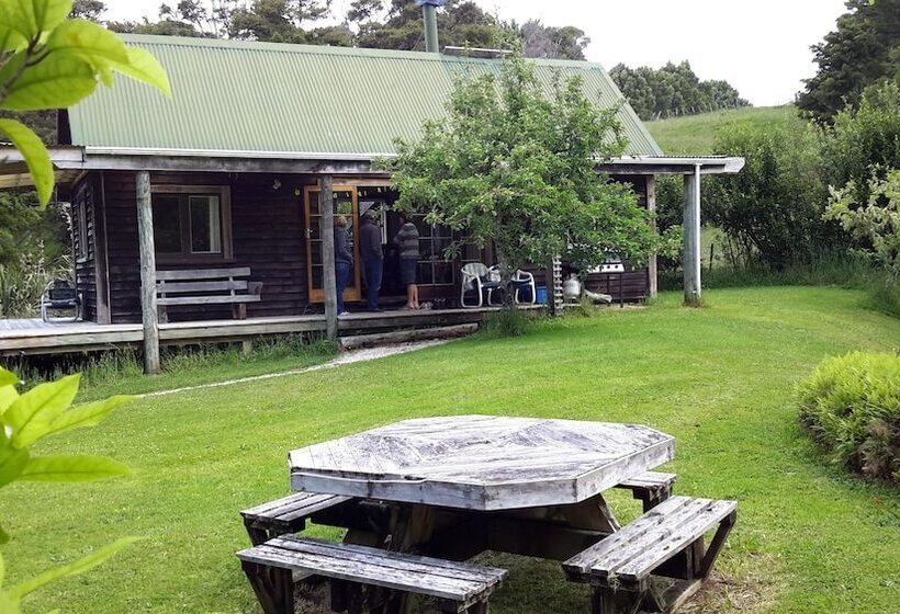 فندق صغير The Innlet, Country Apartments And Cottages