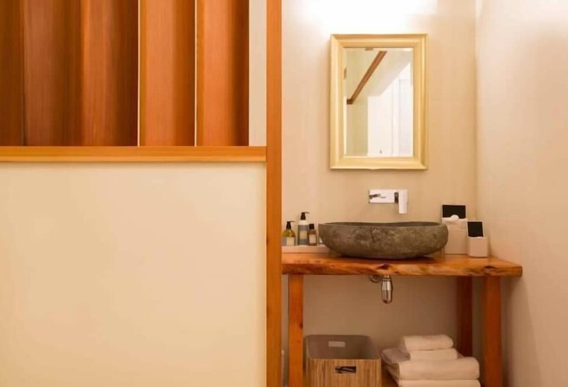 مبيت وإفطار Hosking House