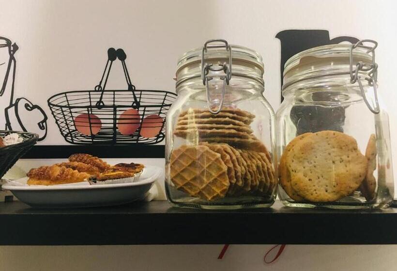 تختخواب و صبحانه House Petit Lusa