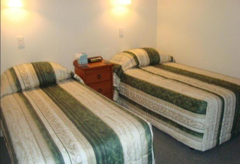 민박 Warkworth Country House