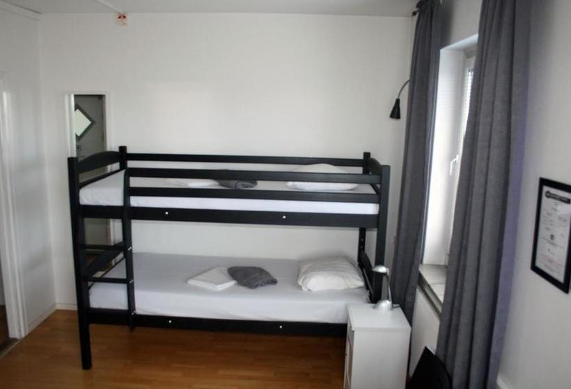 هاستل Carlstadcity H Boutique Hotell