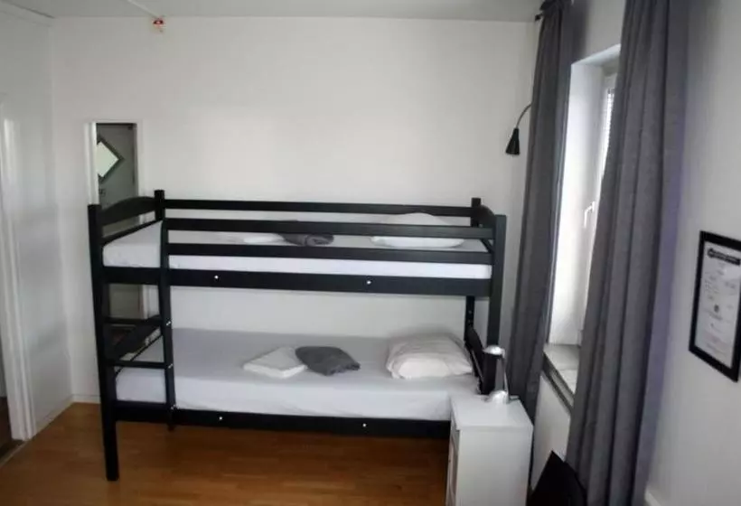 هاستل Carlstadcity H Boutique Hotell