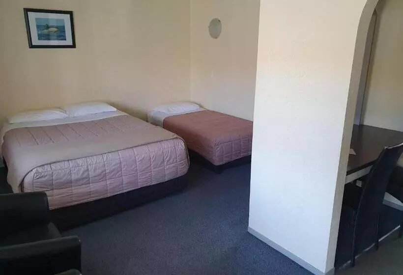 Cortez Motel