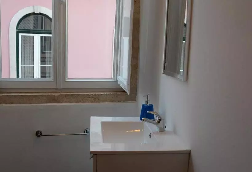 Fado Bed & Breakfast   Santos