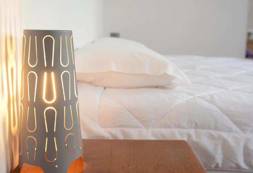 Fado Bed & Breakfast Santos