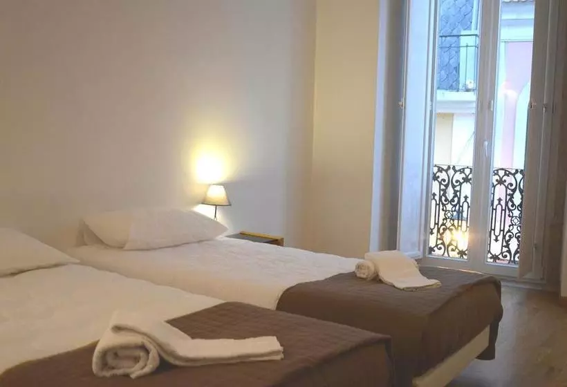 Fado Bed & Breakfast   Santos