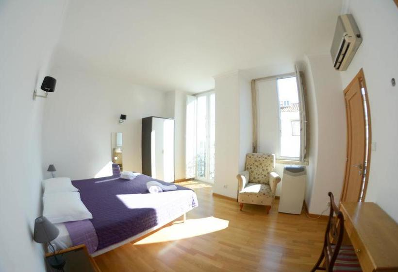 Fado Bed & Breakfast Santos