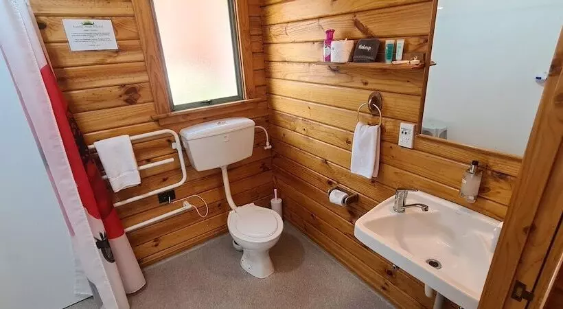 Forest Peak Motel